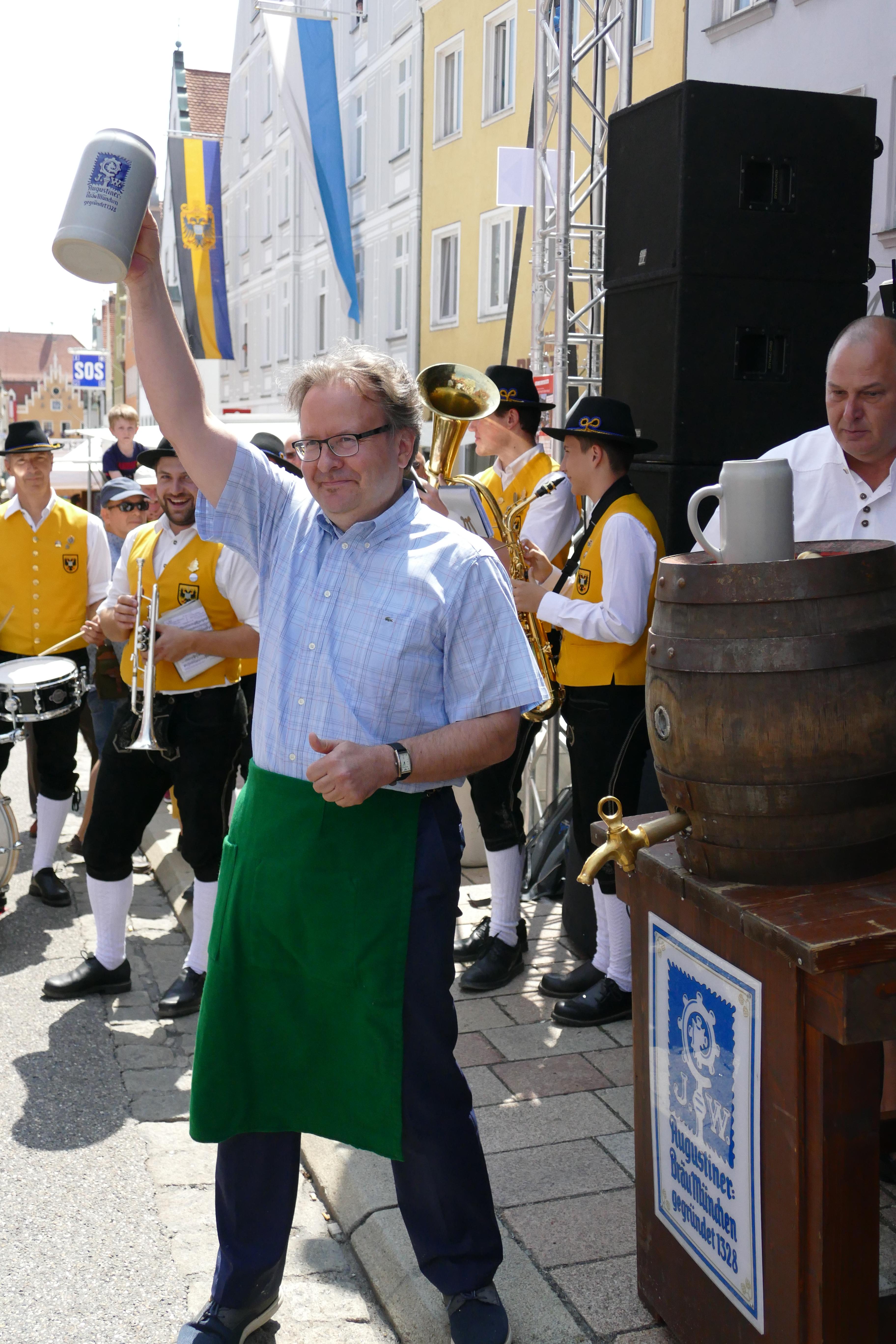 Am Mittwoch wurde das 22. Reichsstraßenfest von Oberbürgermeister Armin Neudert eröffnet.