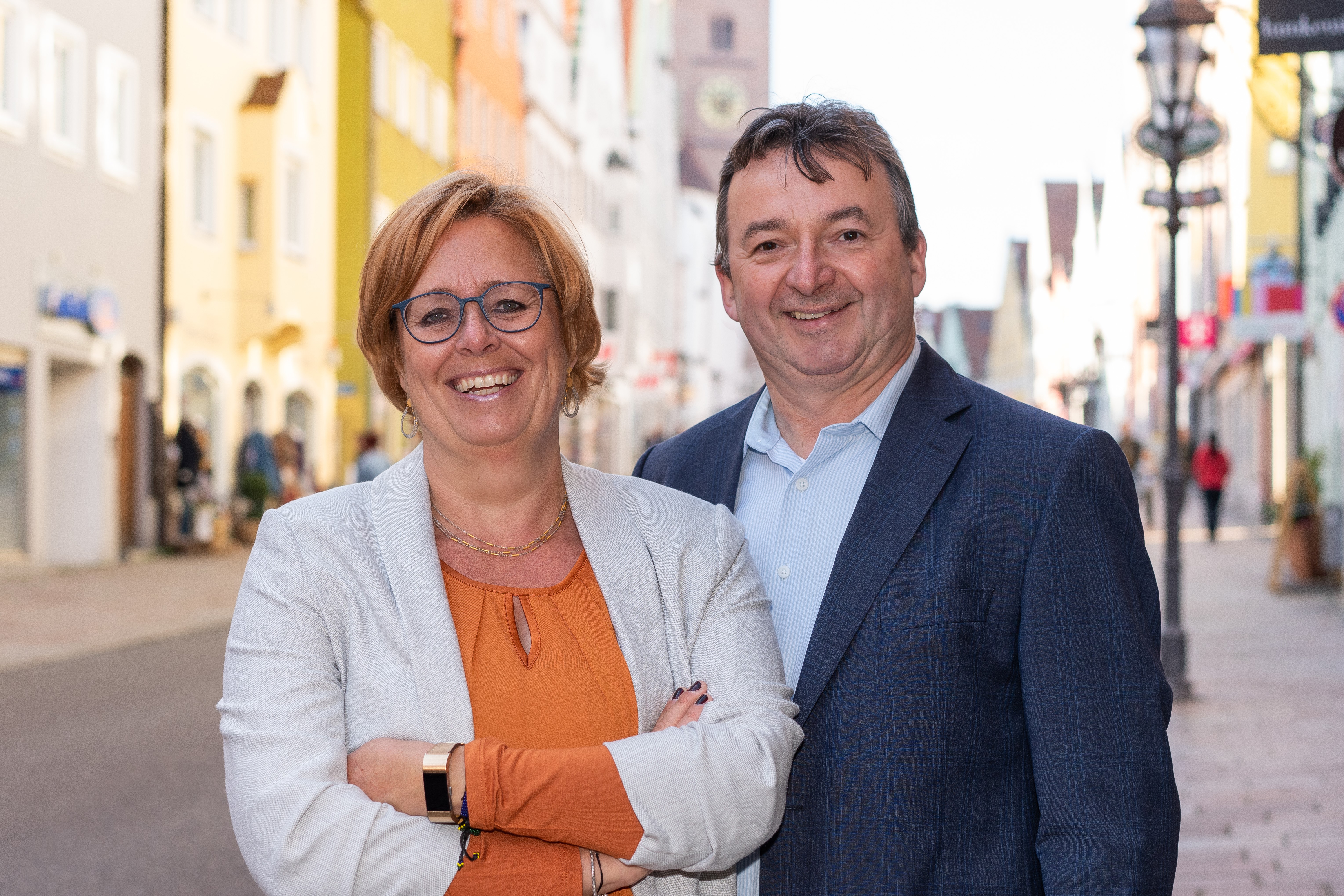 Auf dem Bild sieht man Bärbel Stahl und Albert Riedelsheimer.