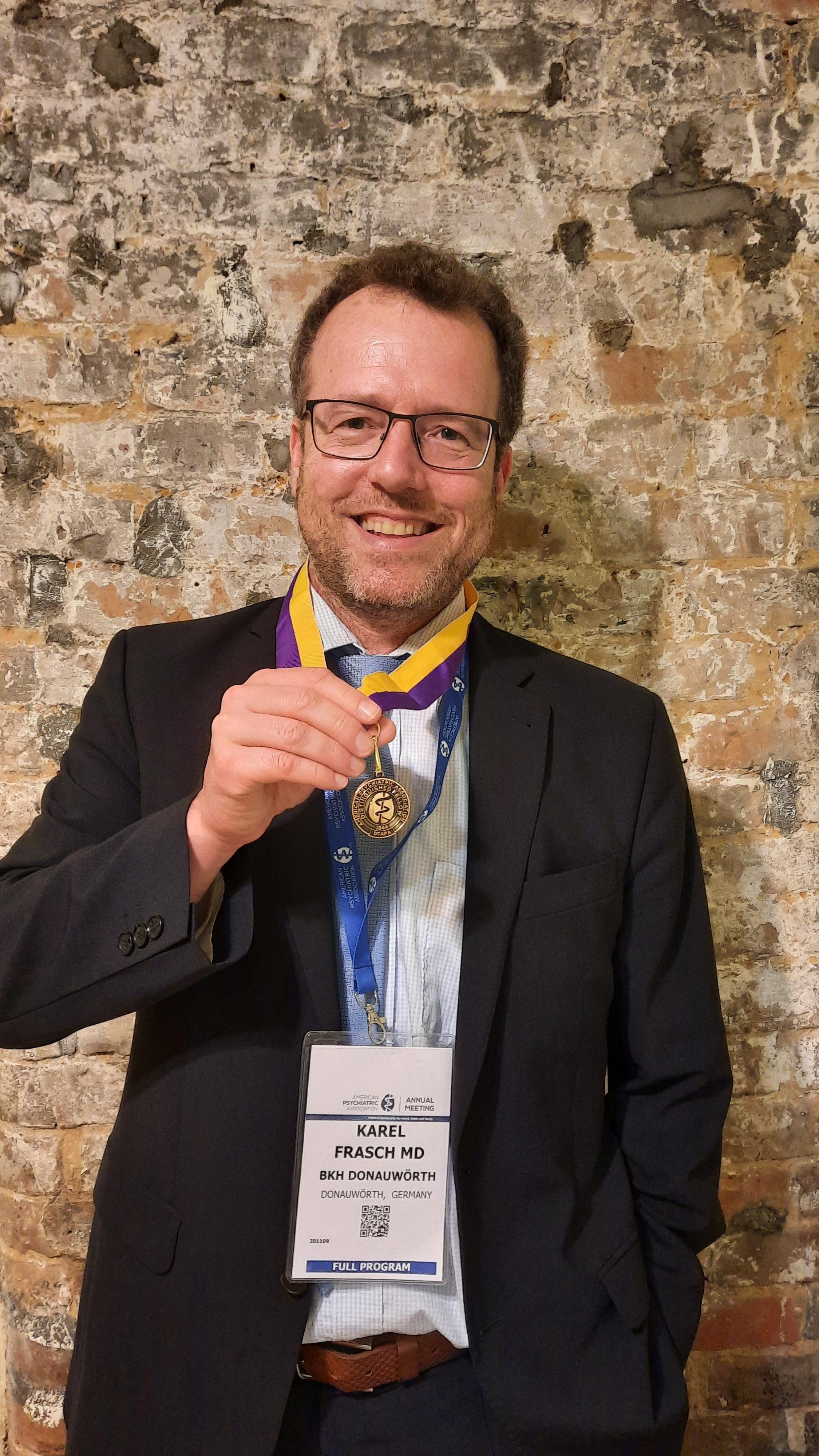 Dr. Karel Frasch
