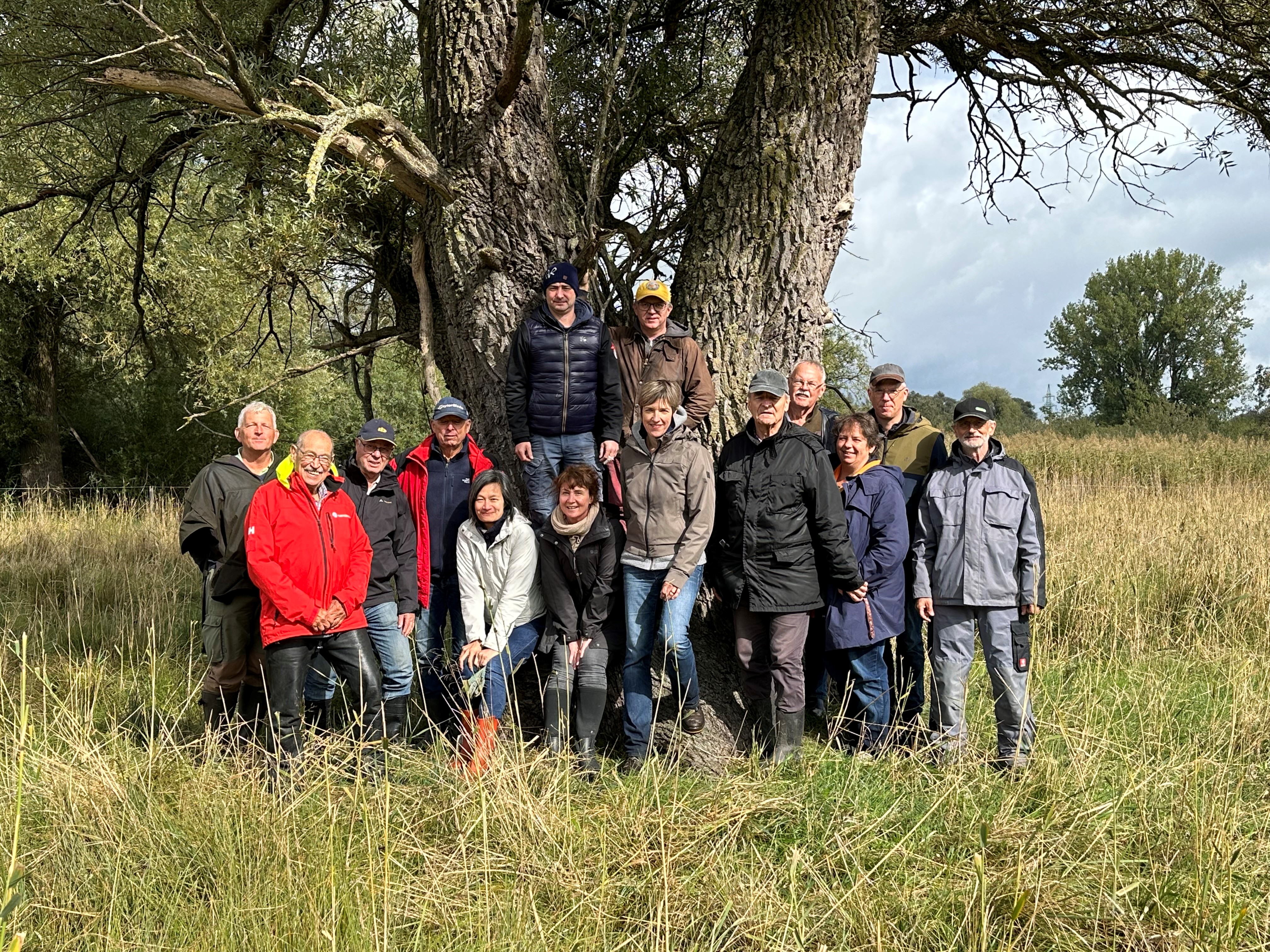 Gruppenbild der Helfer vom Lions-Club