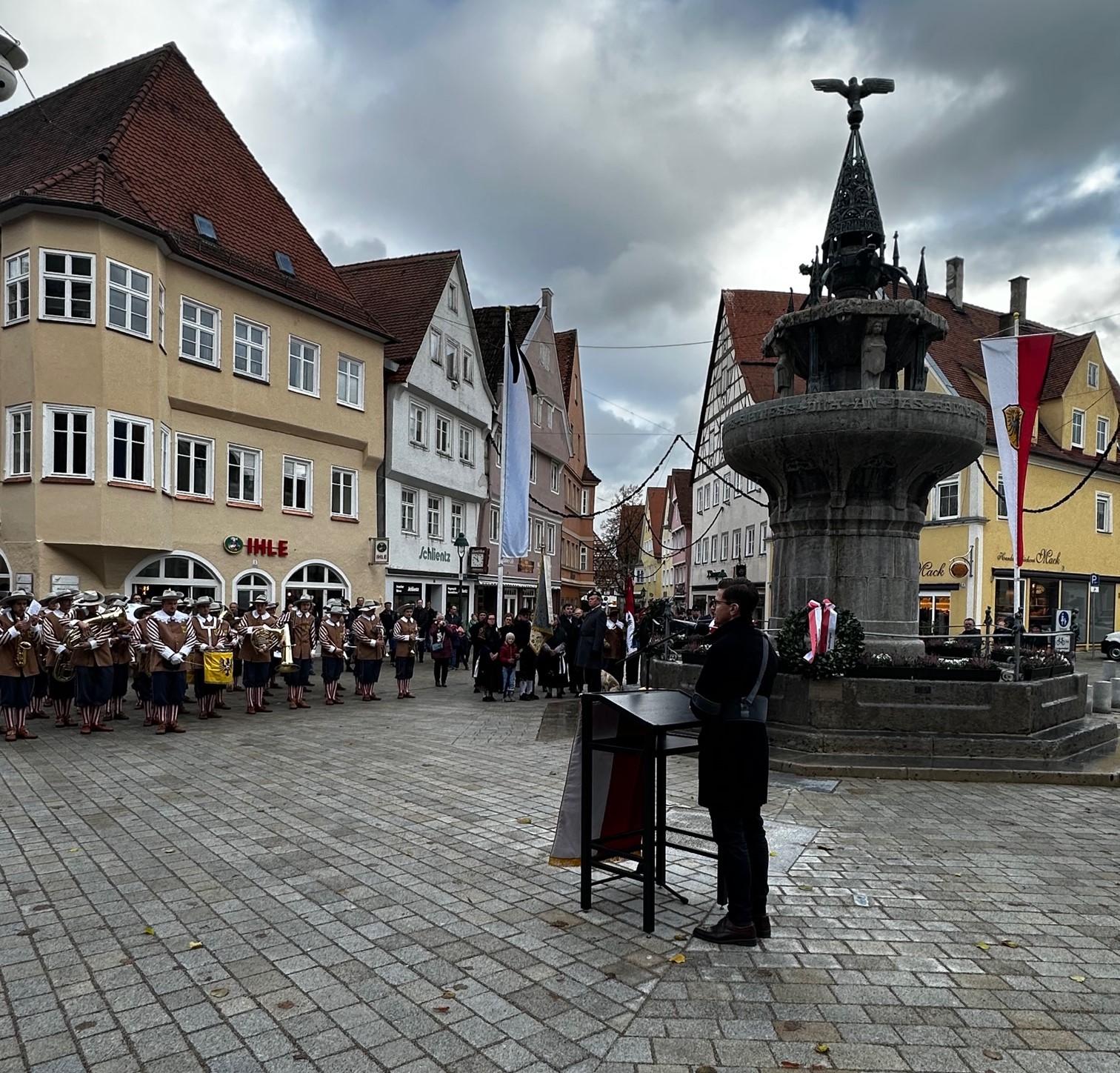 Die Stadt Nördlingen begeht auch in diesem Jahr wieder dem Volkstrauertag.