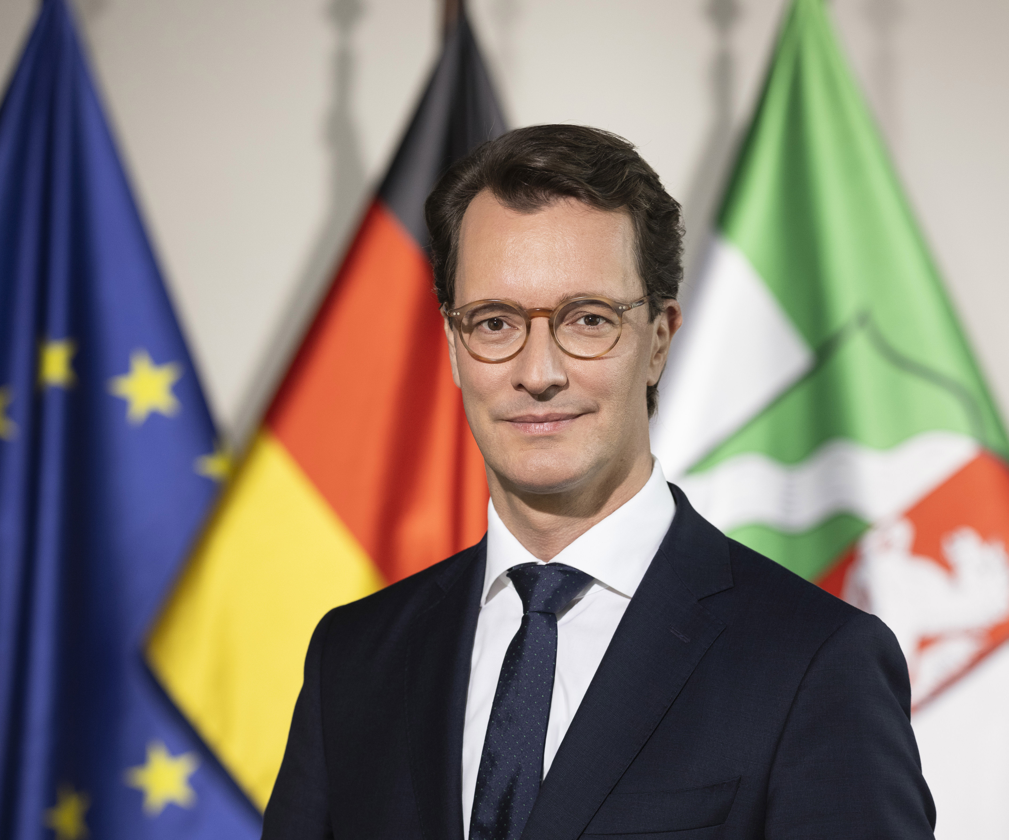 Das Bild zeigt den Nordrhein-Westfälische Ministerpräsident Hendrik Wüst.