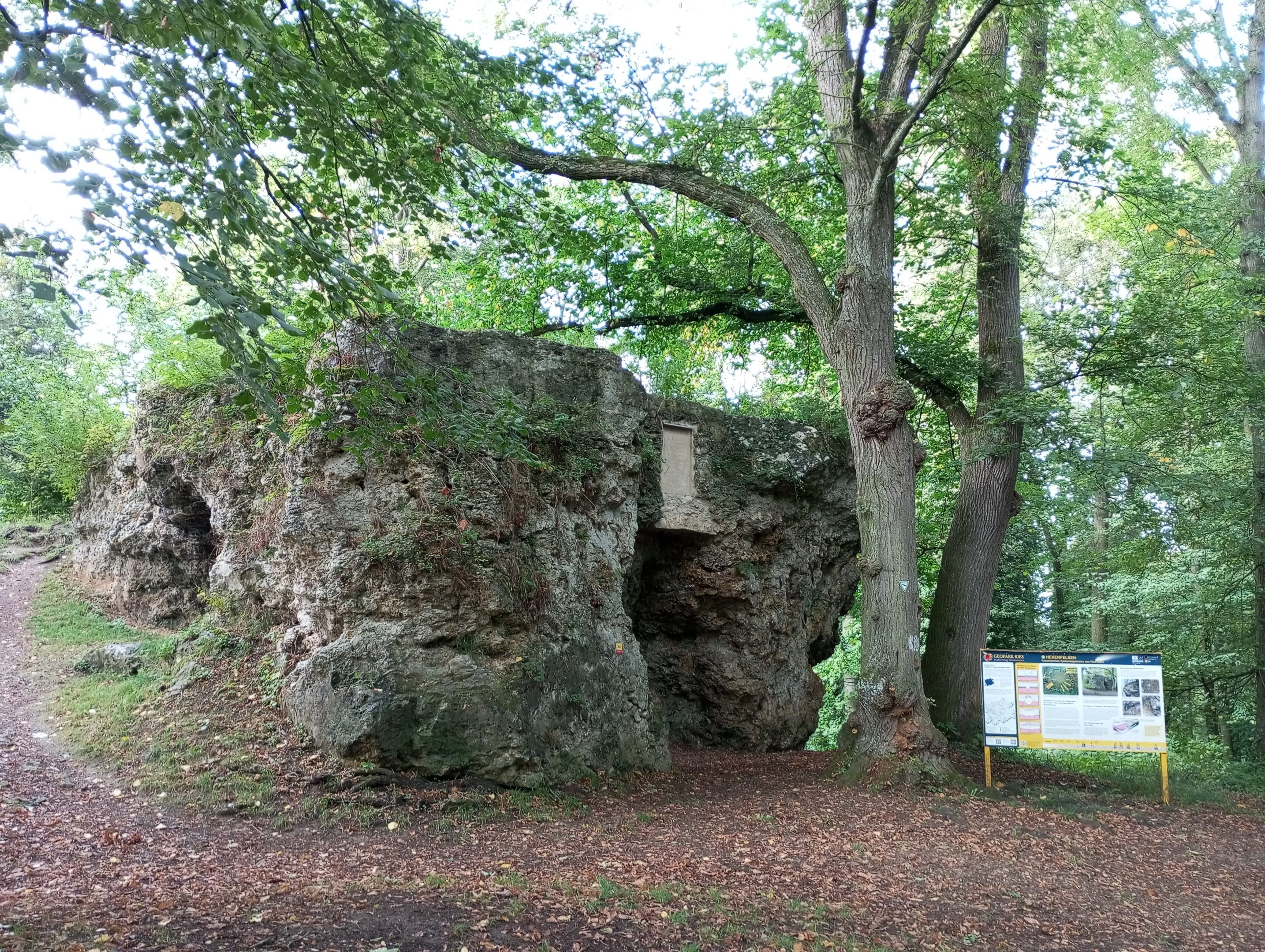 Hexenfelsen