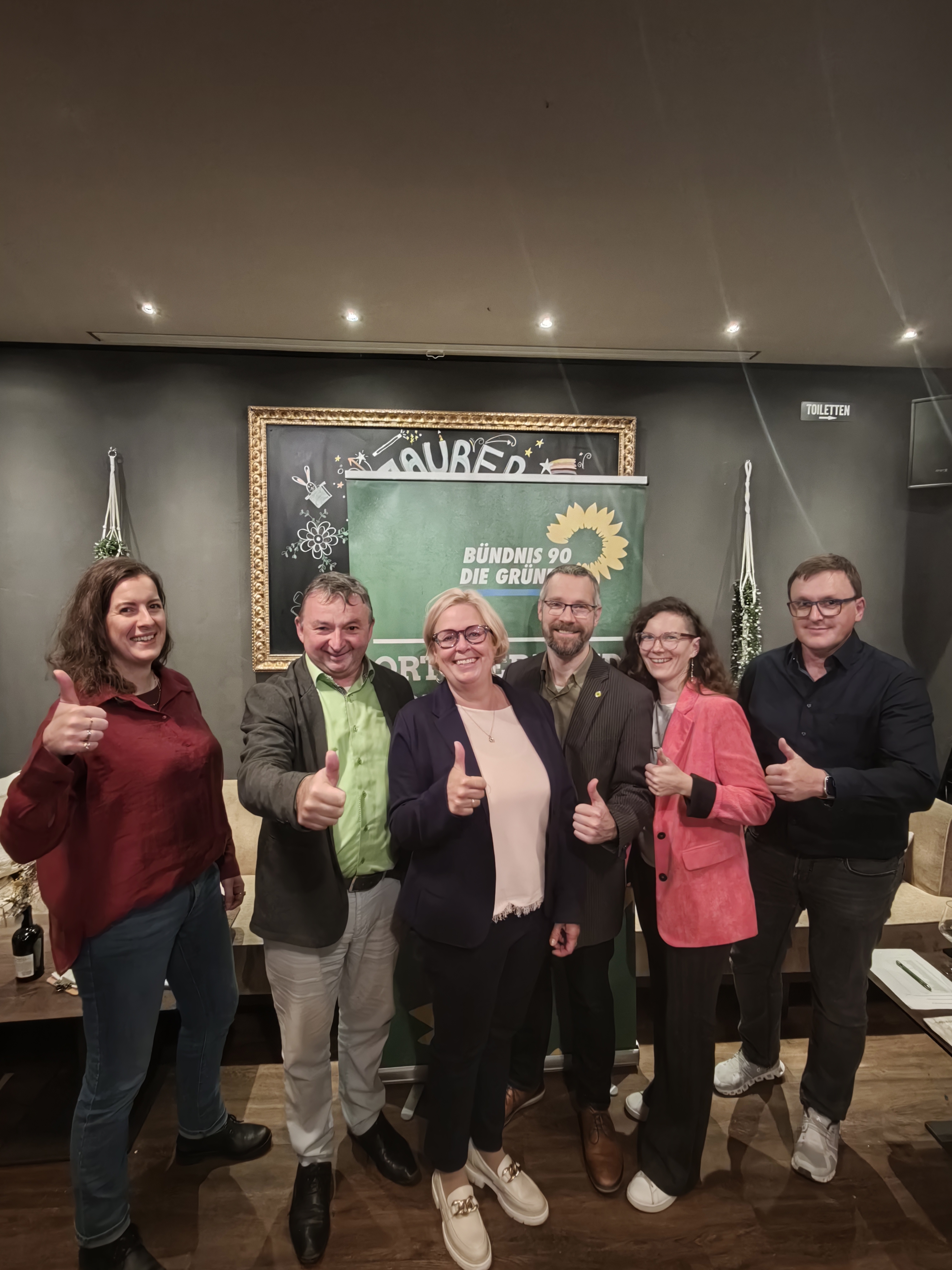 von links nach rechts: Inga Schmalzbauer, Albert Riedelsheimer, Bärbel Stahl, Thomas Krepkowski, Katrin Gleißner, Christian Förg