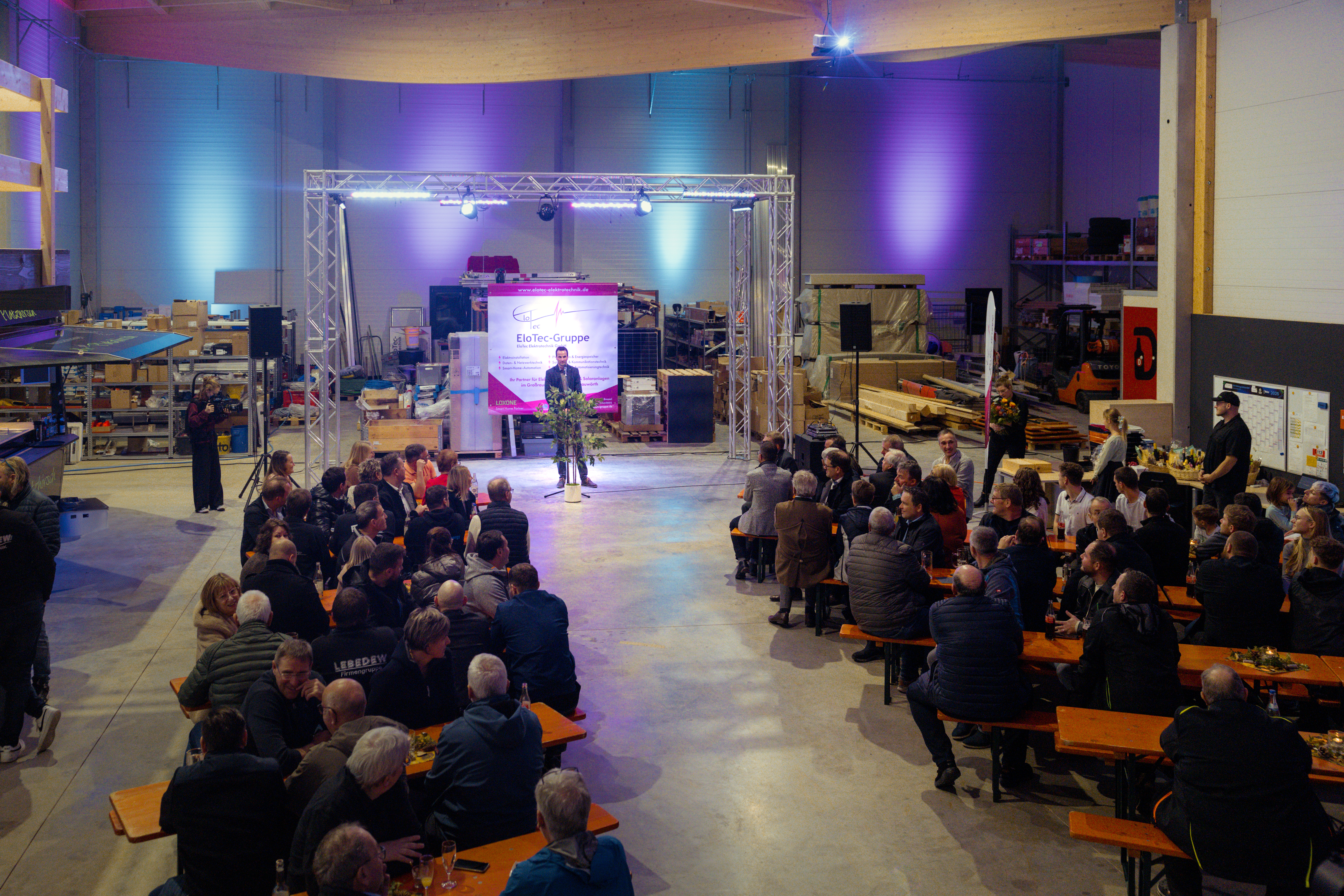Einweihungsfier am neuen Standort der EloTec Gruppe