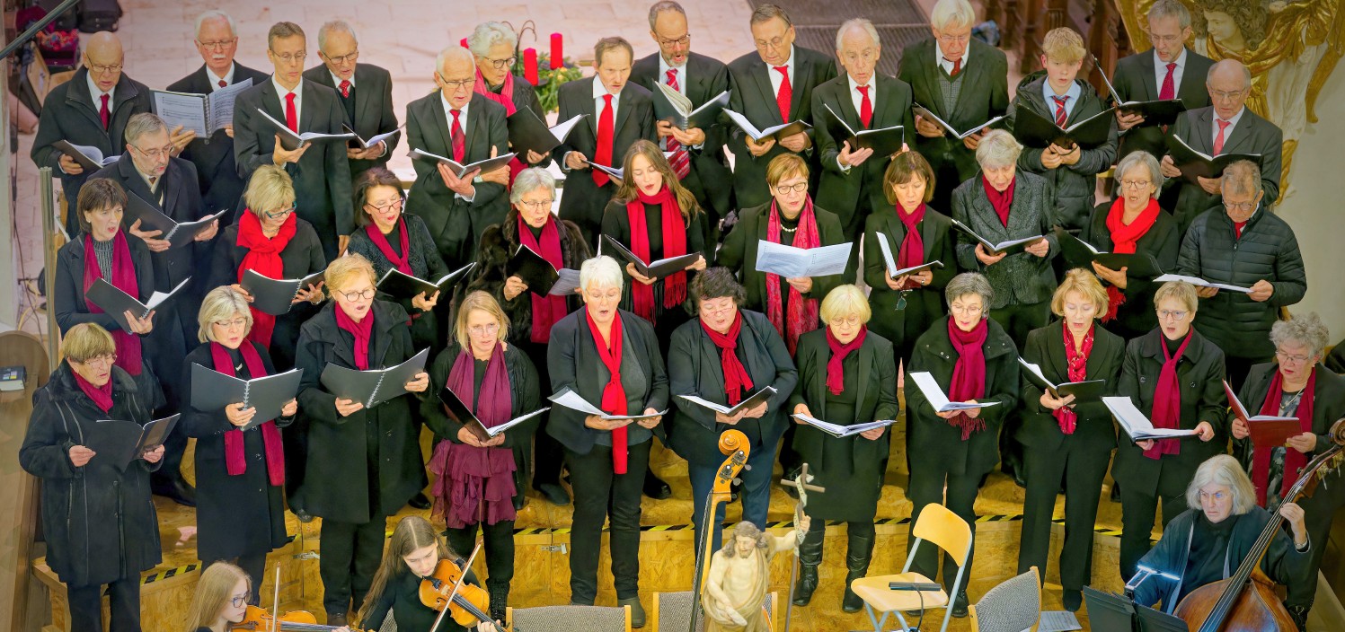 Der Oettinger Kammerchor beim Auftritt im vergangenen Jahr.