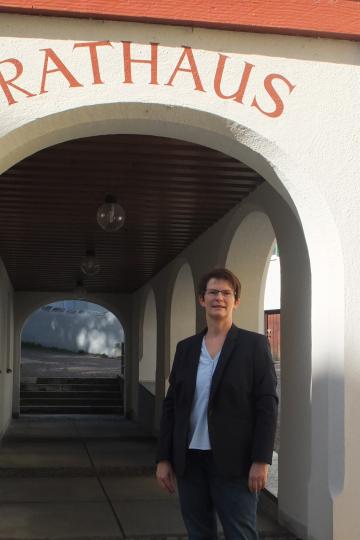 Das Bild zeigt Claudia Müller