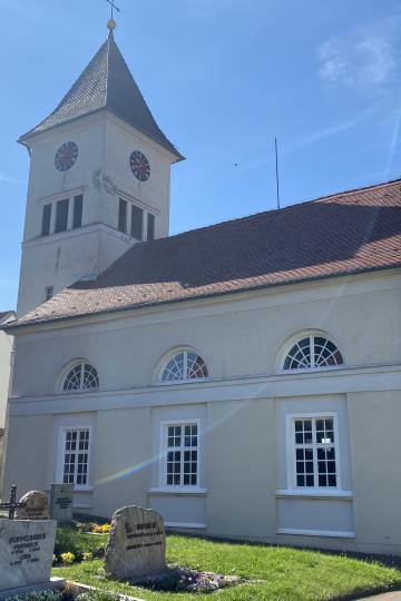 St. Martins-Kirche in Aufhausen. 