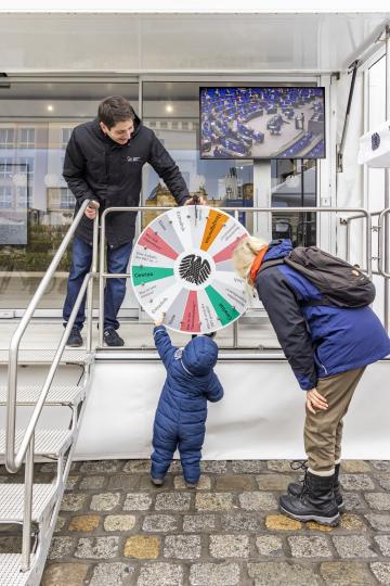 Infomobil des Deutschen Bundestages.