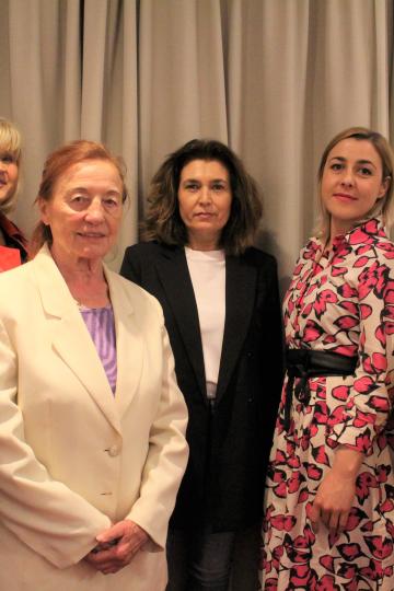 Die Vorstandschaft v.l.n.r: Ursula Kneißl-Eder, Traudi Kappeler, Heidemarie Altstetter, Karin Mener, Julia Frey und Maja Pauer. Nicht auf dem Bild: Evelin Peeters-Dehlau.