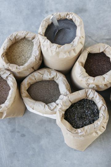 Auf den Bild sind verschiedenen Kerne zu sehen.