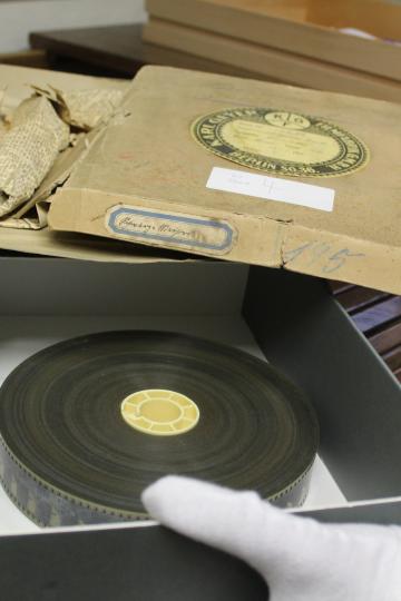 Die 100 Jahre alte Filmrolle.