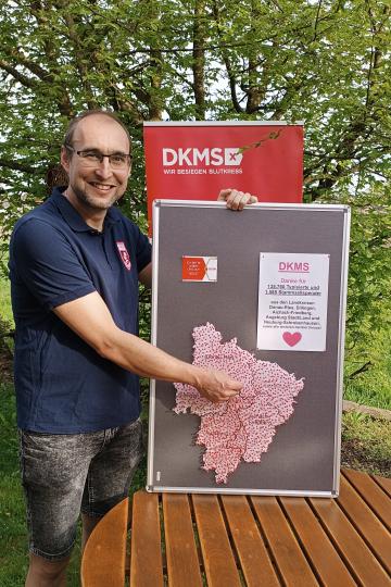 Jede Stecknadel steht für einen Spender.