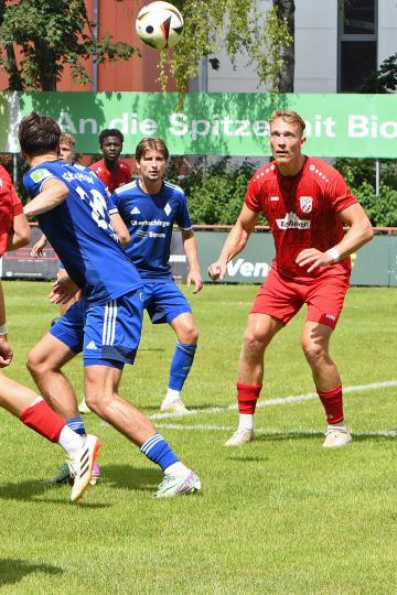 Spielszene - in der Mitte Gabriel Hasenbichler.