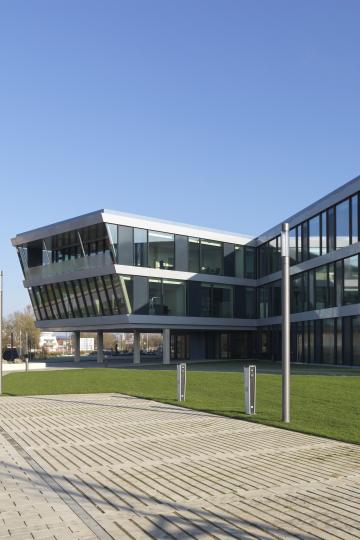 Das neue Geda-Verwaltungsgebäude wurde in einem modernen Look geplant.