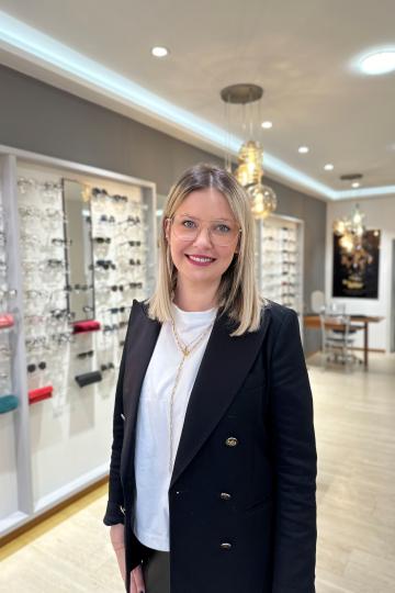 Augenoptikermeisterin Julia Rödter. 