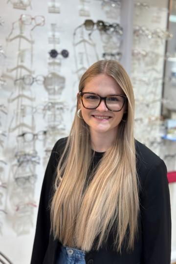 Auszubildende Lilly Probst. 