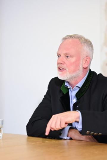 Ulrich Singer
