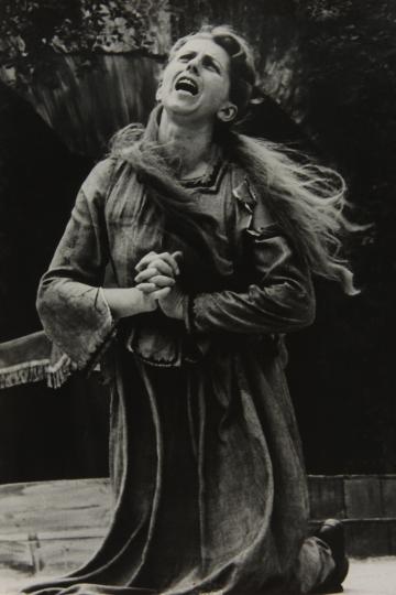 Erna Lux spielte 1954 die Maria Holl bei den Freilichtspielen in Nördlingen.