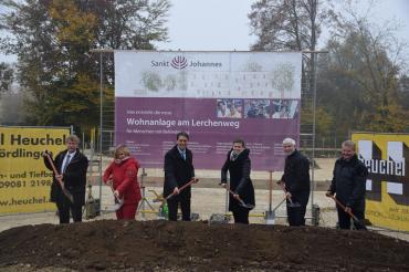 spatenstich-wohnanlage-rain