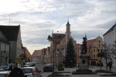 3-tilly-denkmal_klein