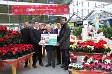 Spende an Nördlinger Tafel (c) Dehner