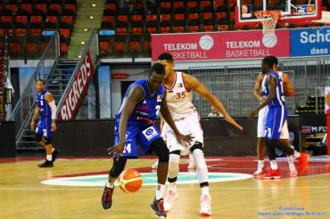 Spieltg.-6-FCBB-Giants-80-78-117-1200x800