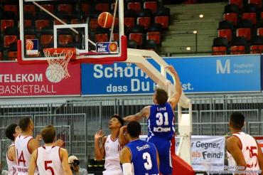 Spieltg.-6-FCBB-Giants-80-78-84-1200x800