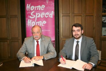 Unterschrift Breitbandvertrag