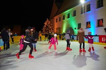 Eisplatz in Rain 2017 1