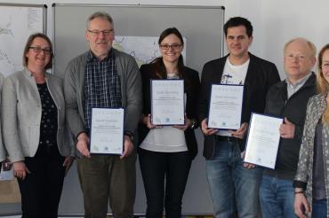 Pressefoto_Übergabe Urkunden