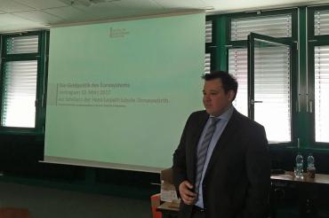 Die Bundesbank zu Besuch bei der Hans-Leipelt Schule in Donauwörth
