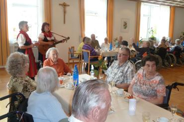 Mutter- u. Vatertagsfeier 16.05.2017 041