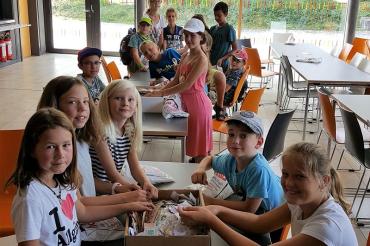 Stadtrallye - Tag der jungen Briefmarkenfreunde3