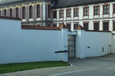 94b92add-0e9f-4876-a2c7-1af7b2652558