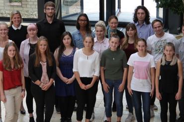 Gruppenbild(c)Dehner Holding GmbH & Co. KG, Fotografin Nadine Striegl (1)