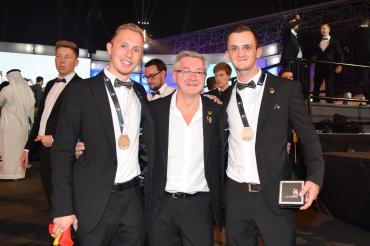 05_Betonbauer_Siegerehrung_Silber_Murati_und_Sch+n_mit_Experte_Luther_0559