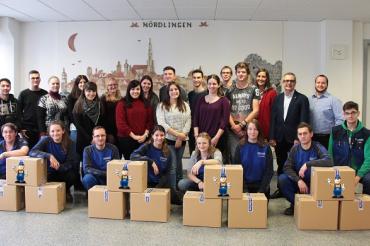 Weihnachtstrucker-Aktion_Gruppenfoto