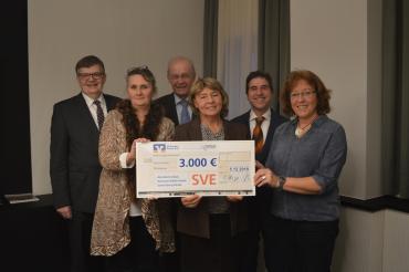 Spendenübergabe VRGewinnsparen