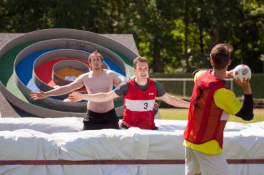 Auf diesem Bild sieht man das Spiel ohne Grenzen des TSV Mönchsdeggingen e.V..