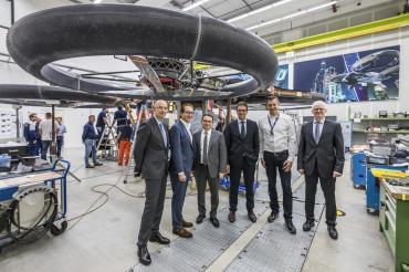 CSU-Landesgruppenchef Dobrindt bei Airbus Helicopters