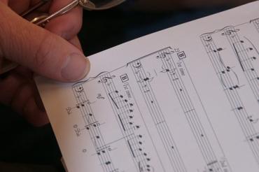 Das Bild zeigt einen Liedtext. 