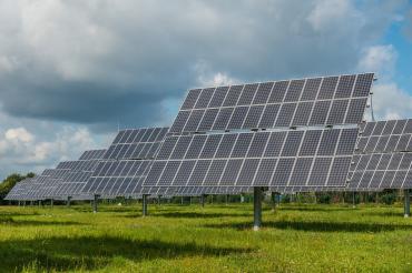 photovoltaic-system-2742304_960_720