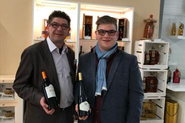 26553144_1949525705087812_1974565794_n