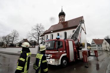 mehrere-sturmschaeden-in-mertingen