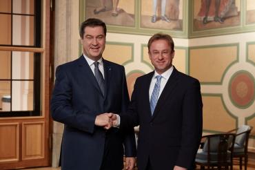 Söder_Shakehand_0550