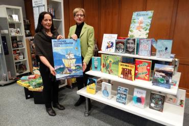 031818 Spende Stadtbibliothek