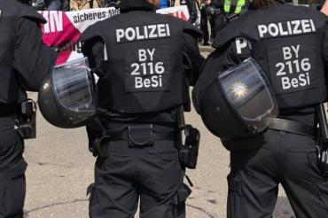 30850012_188875838405602_1326156099_o