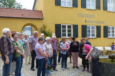Stadtführung am Mangoldbrunnen