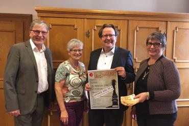 041018 Kreis-Chorverband spendet an Bürger in Not